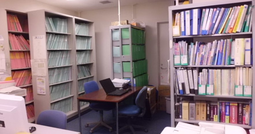 薬品情報室 pharma 6