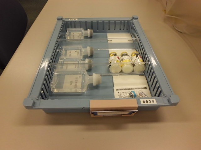 個人セット用トレー yakuhin 2